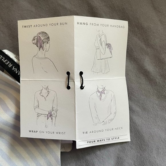 NWT Banana Republic blue and white striped skinny scarf - Picture 4 of 6